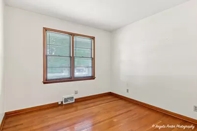 303 N Green Street, McHenry, IL 60050 - Photo 13