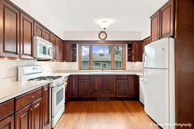 303 N Green Street, McHenry, IL 60050 - Photo 5