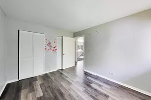 344 Bridgewood Dr, Antioch, IL 60002 - Photo 15
