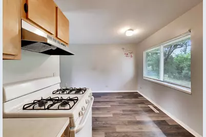 344 Bridgewood Drive, Antioch, IL 60002 - Photo 7