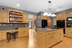 16922 Arbor Creek Dr, Plainfield, IL 60586 - Photo 9