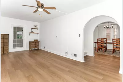 1029 Front Street, Aurora, IL 60505 - Photo 3