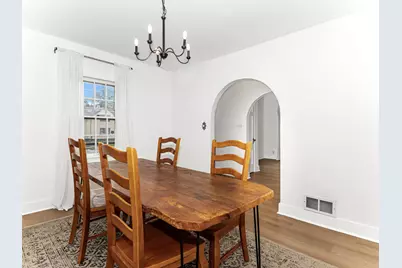 1029 Front Street, Aurora, IL 60505 - Photo 7