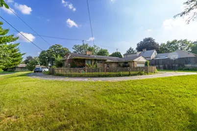 2808 E State Street, Rockford, IL 61108 - Photo 9