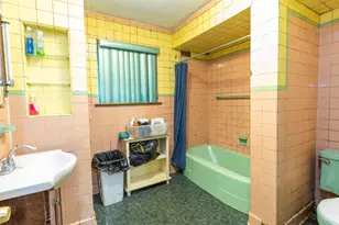 2808 E State St, Rockford, IL 61108 - Photo 21
