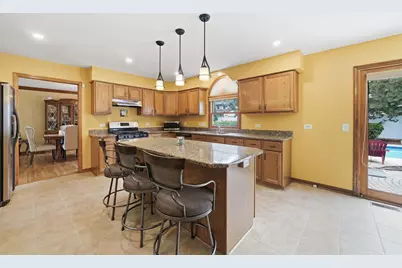 567 Warbler Drive, Bolingbrook, IL 60440 - Photo 9