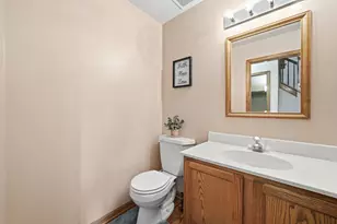 567 Warbler Dr, Bolingbrook, IL 60440 - Photo 21