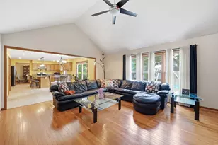 567 Warbler Dr, Bolingbrook, IL 60440 - Photo 13