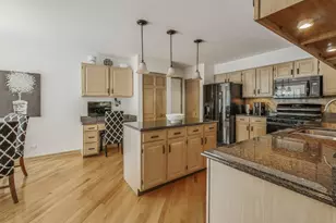 116 Cayuga Ct, Bloomingdale, IL 60108 - Photo 11