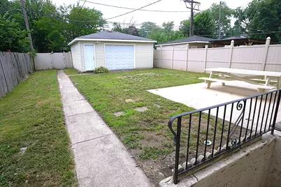 10508 S Bensley Avenue, Chicago, IL 60617 - Photo 31
