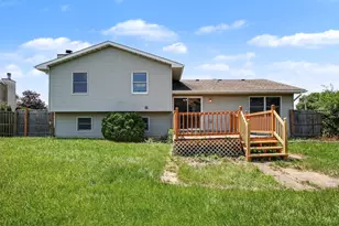 9915 Monroe St, Crown Point, IN 46307 - Photo 15