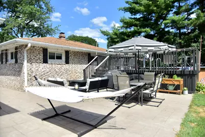 [Address not provided], Elgin, IL 60123 - Photo 13