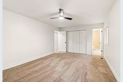 1080 Dresden Drive, Hoffman Estates, IL 60192 - Photo 25