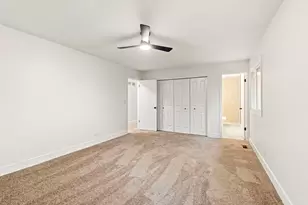 1080 Dresden Dr, Hoffman Estates, IL 60192 - Photo 25