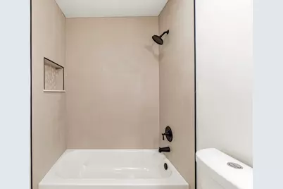 1080 Dresden Drive, Hoffman Estates, IL 60192 - Photo 21
