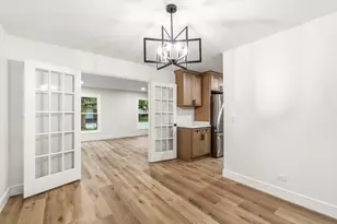 1080 Dresden Dr, Hoffman Estates, IL 60192 - Photo 7