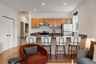 2146 N Lawndale Ave, Chicago, IL 60647 - Photo 5