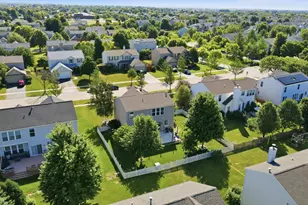251 Clubhouse St, Bolingbrook, IL 60490 - Photo 19