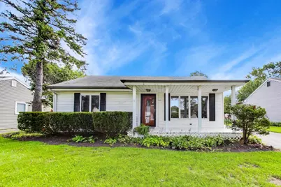 219 N William Street, Mount Prospect, IL 60056 - Photo 1