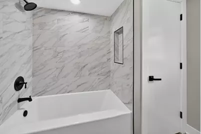 529 E Park Boulevard, Villa Park, IL 60181 - Photo 21