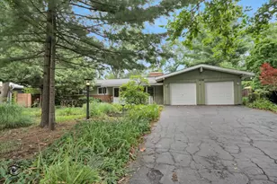 208 Shady Ln, Downers Grove, IL 60515 - Photo 1