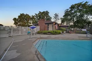 13911 James Dr, Crestwood, IL 60418 - Photo 25