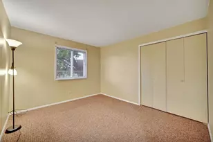 13911 James Dr, Crestwood, IL 60418 - Photo 15