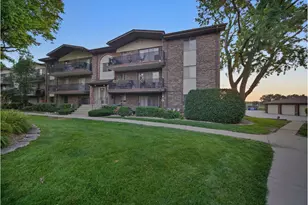 13911 James Dr, Crestwood, IL 60418 - Photo 3