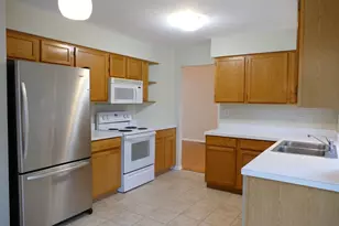 2052 Spice Ln, Naperville, IL 60565 - Photo 5