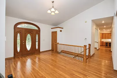 75 Miller Road, Hawthorn Woods, IL 60047 - Photo 9