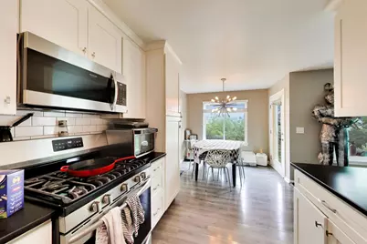 310 Crestview Drive #A, Wauconda, IL 60084 - Photo 5