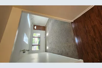 808 S Cedarcrest Drive, Schaumburg, IL 60193 - Photo 3