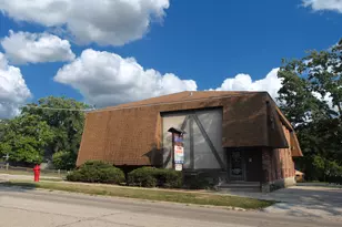 83 W Main St, Lake Zurich, IL 60047 - Photo 1