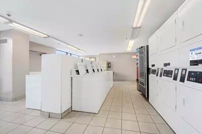 1122 N Clark Street #1402, Chicago, IL 60610 - Photo 17