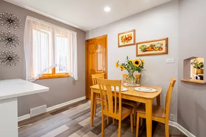 4833 N Moody Avenue, Chicago, IL 60630 - Photo 11
