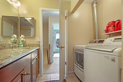 1137 Lockwood Court E, Buffalo Grove, IL 60089 - Photo 29