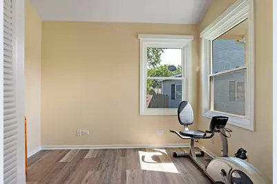 1137 Lockwood Court E, Buffalo Grove, IL 60089 - Photo 19