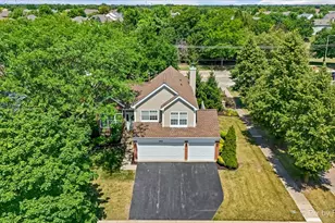 3995 Springlake Ct, Lake in the Hills, IL 60156 - Photo 35