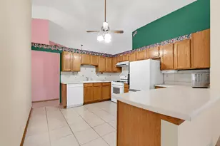 110 Port Cove, Carpentersville, IL 60110 - Photo 9