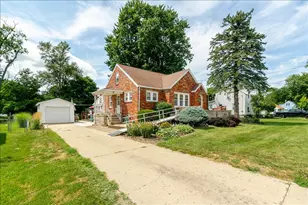 111 Loren St, Washington, IL 61571 - Photo 37