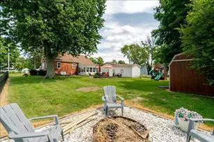 111 Loren St, Washington, IL 61571 - Photo 29