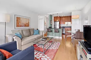 450 W Briar Pl, Chicago, IL 60657 - Photo 5
