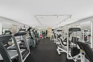 450 W Briar Pl, Chicago, IL 60657 - Photo 15
