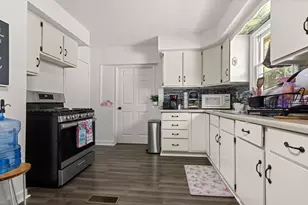 635 16th St, Rockford, IL 61104 - Photo 5