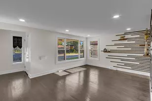 930 E 161st Pl, South Holland, IL 60473 - Photo 5