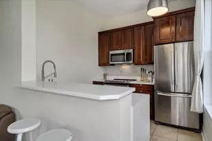 1135 W Webster Ave, Chicago, IL 60614 - Photo 9