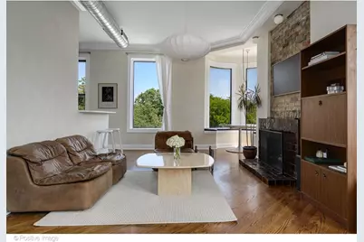 1135 W Webster Avenue #3, Chicago, IL 60614 - Photo 3