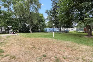2738 Marshall St, Rockford, IL 61109 - Photo 13