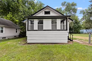 2738 Marshall St, Rockford, IL 61109 - Photo 1