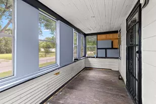 2738 Marshall St, Rockford, IL 61109 - Photo 3